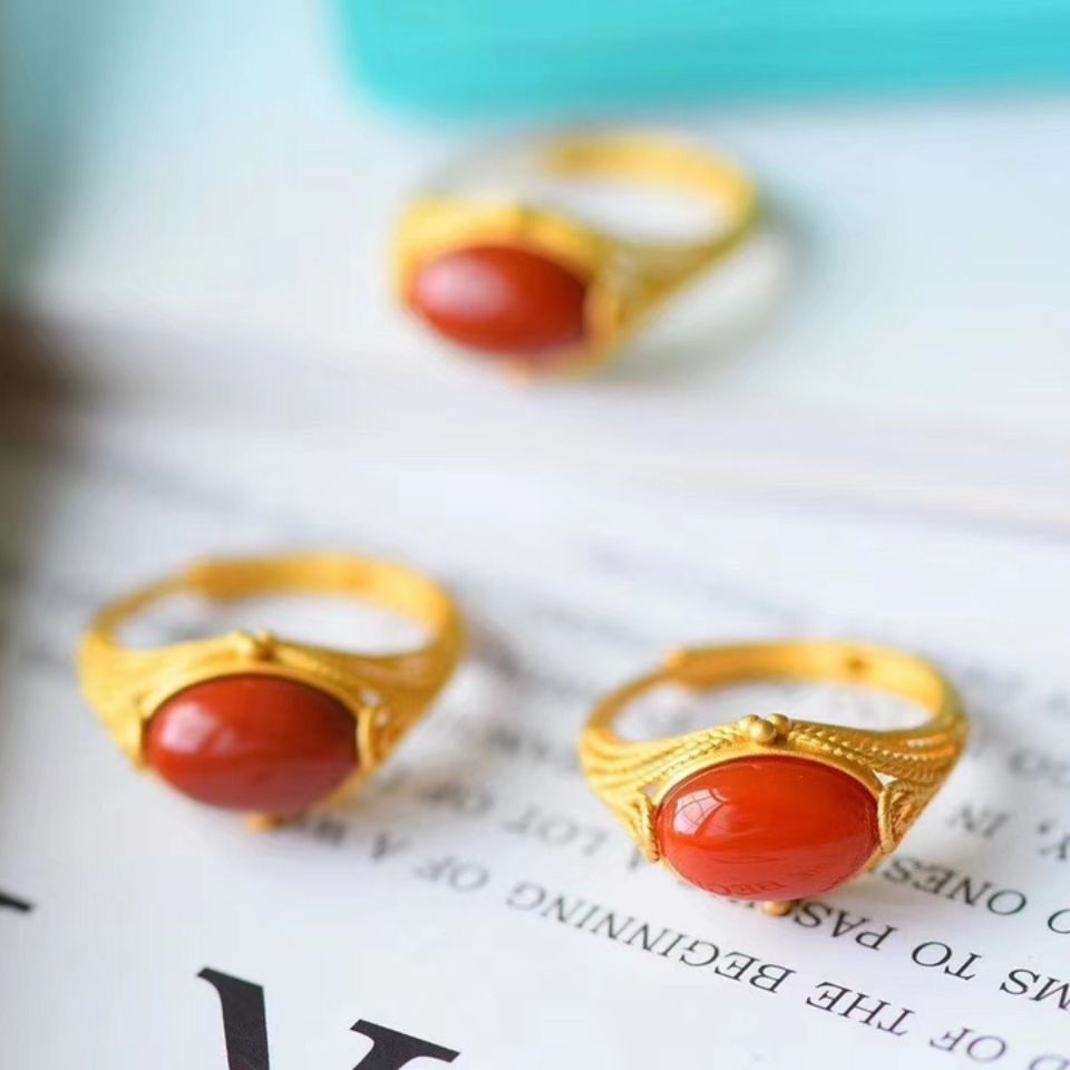 Beautiful Gold Ring with Unique Style