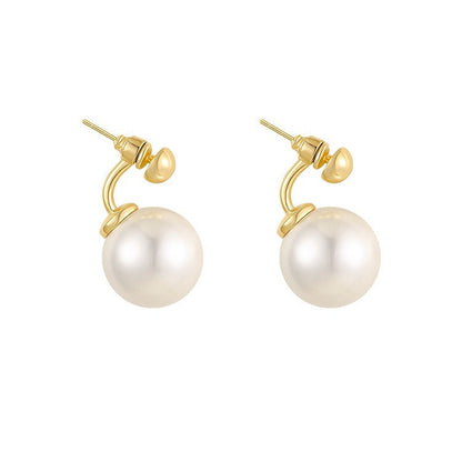 Stunning Pearl Earring for Daily Wear