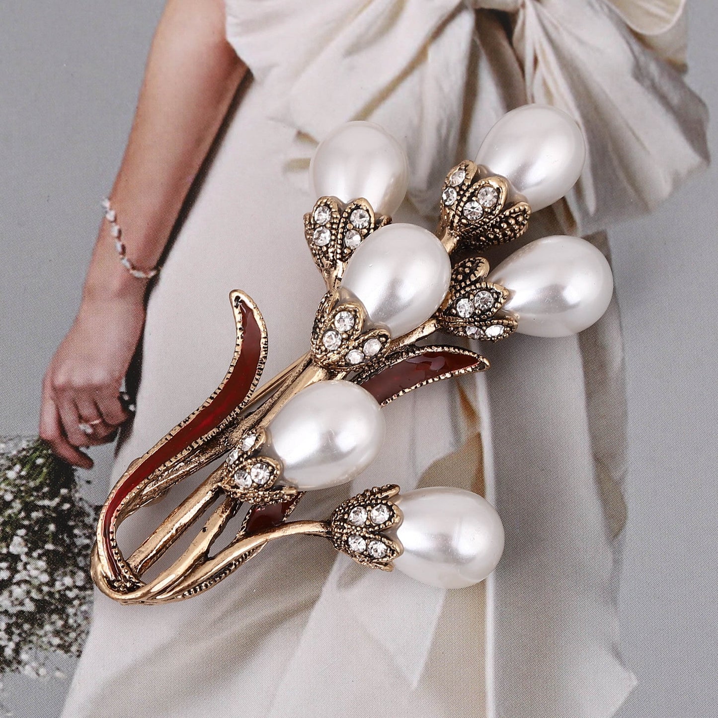 Stunning Pearl Piece for Daily Wear