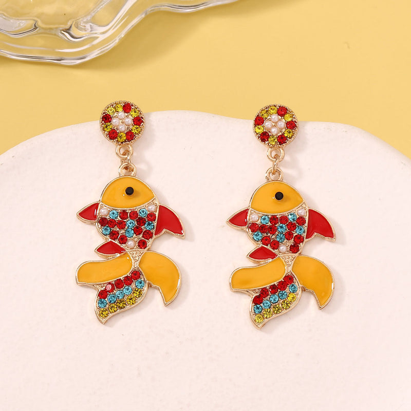 Delicate Artisan Gold Earring