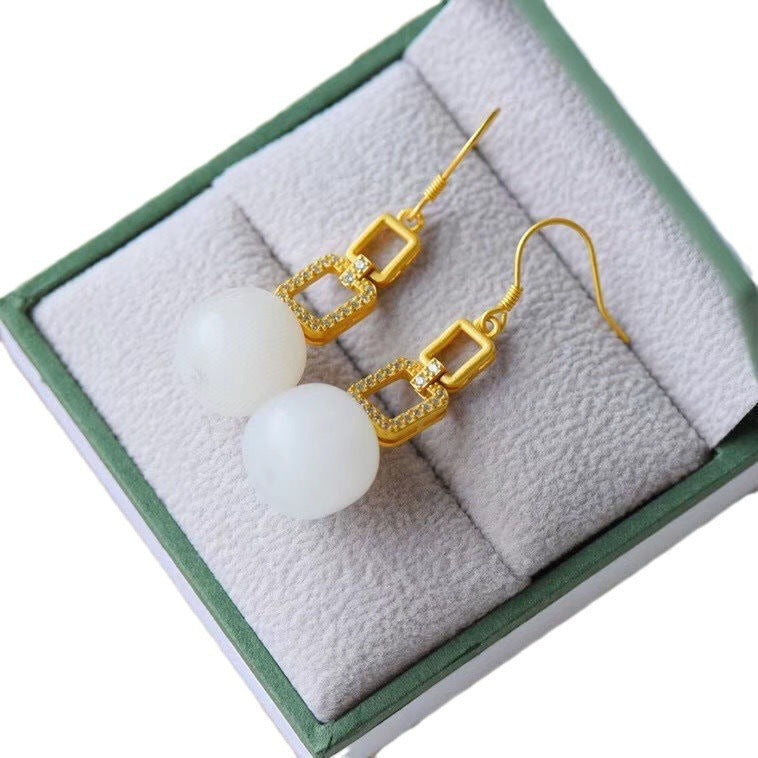 Romantic Gold Piece for Special Moments
