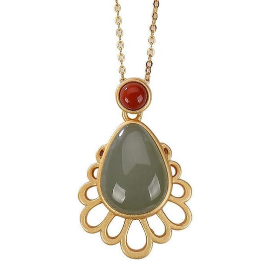 Romantic Gold Necklace for Special Moments