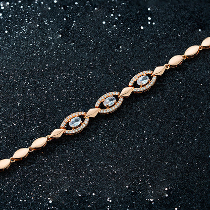 Charming Gold Bracelet for Any Occasion