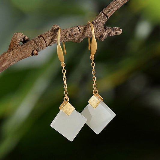Romantic Silver Earring for Special Moments