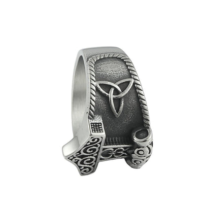 Classic Ring with Timeless Appeal