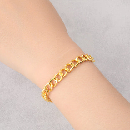 Charming Gold Bracelet for Any Occasion