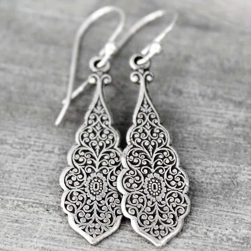 Vintage Handmade Earring