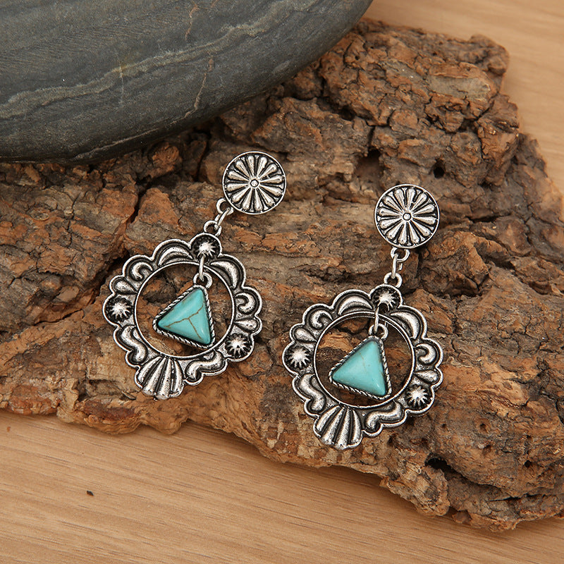 Classic Earring with Timeless Appeal