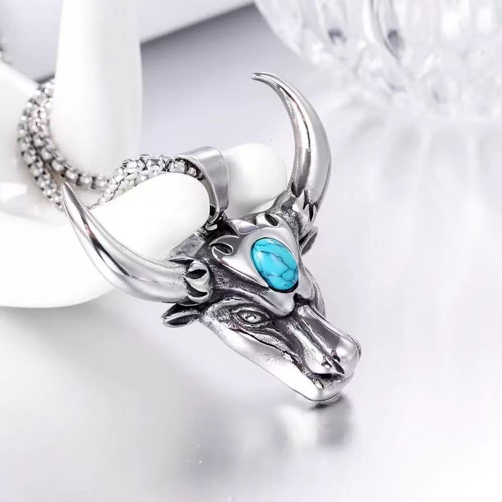 Charming Necklace for Any Occasion