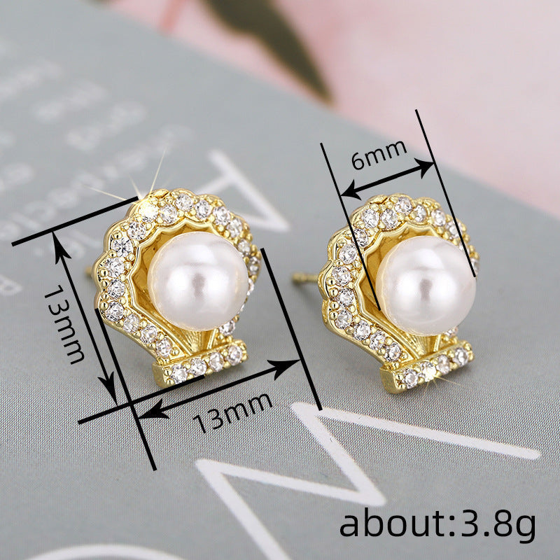 Romantic Pearl Earring for Special Moments