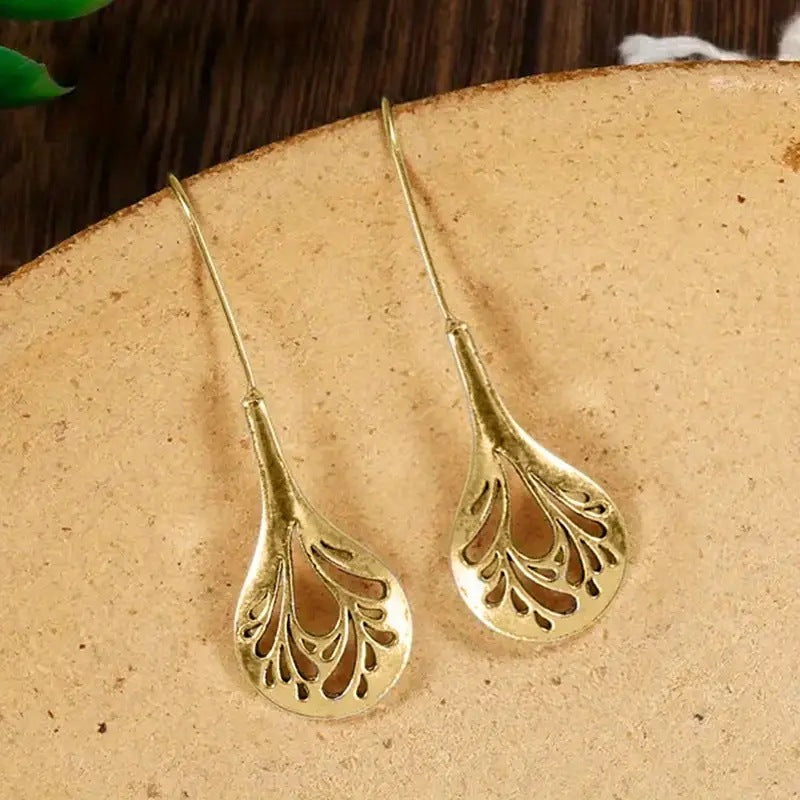 Romantic Earring for Special Moments