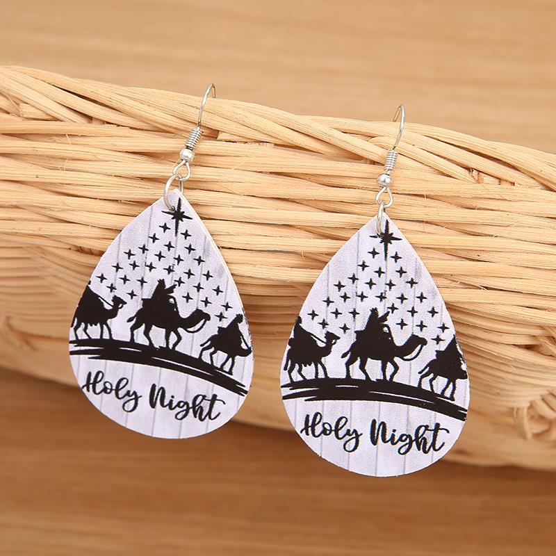 Stunning Earring for Daily Wear