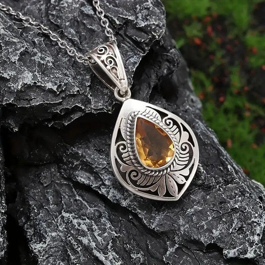 Romantic Necklace for Special Moments