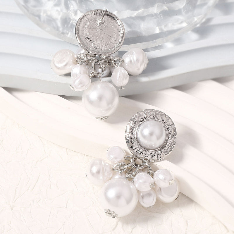 Beautiful Pearl Earring with Unique Style