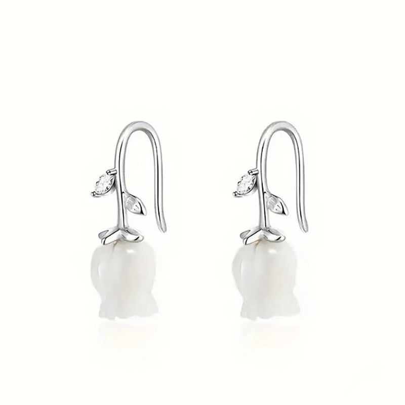 Charming Piece for Any Occasion