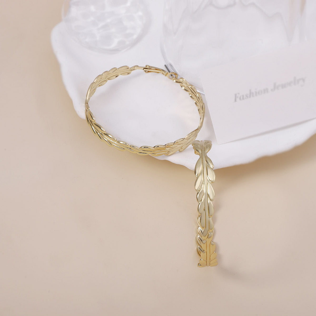 Beautiful Gold Earring with Unique Style