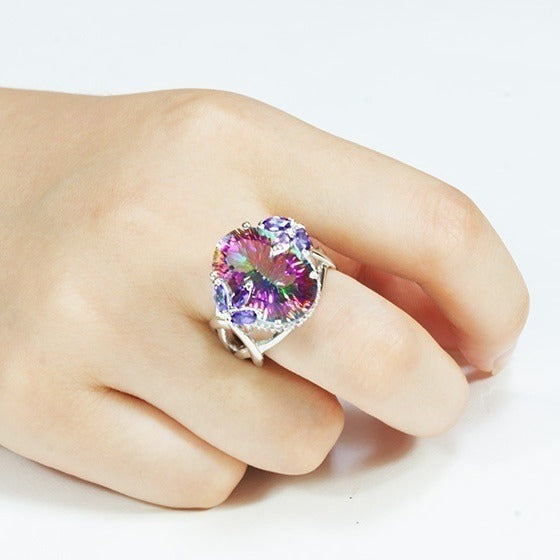 Classic Silver Ring with Timeless Appeal
