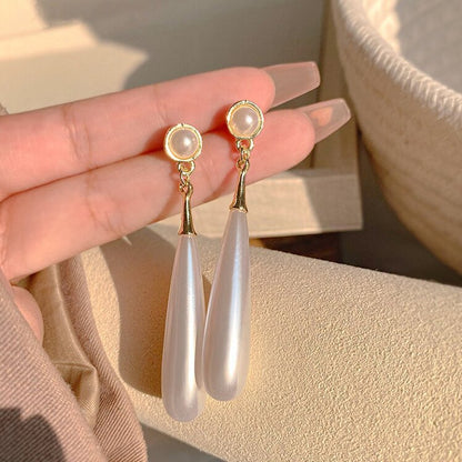 Delicate Artisan Pearl Earring