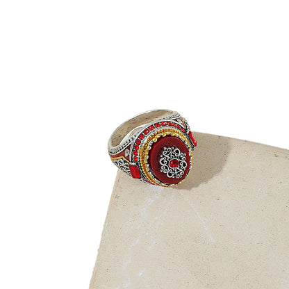 Classic Ring with Timeless Appeal