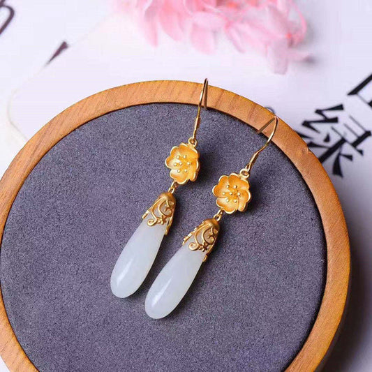 Stunning Gold Earring for Daily Wear