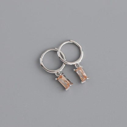 Charming Earring for Any Occasion