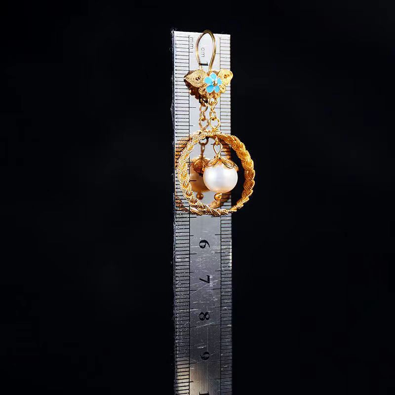 Delicate Artisan Gold Earring