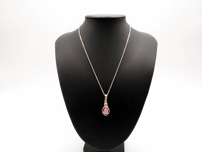 Classic Gold Necklace with Timeless Appeal