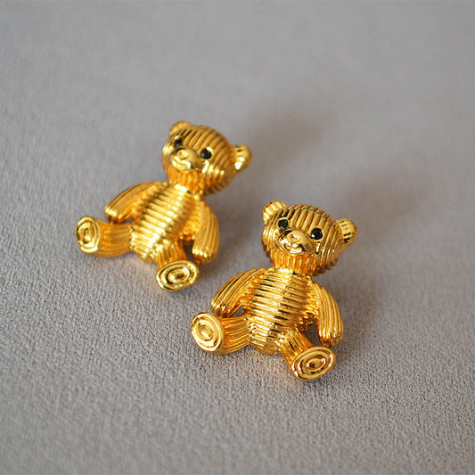 Romantic Silver Earring for Special Moments