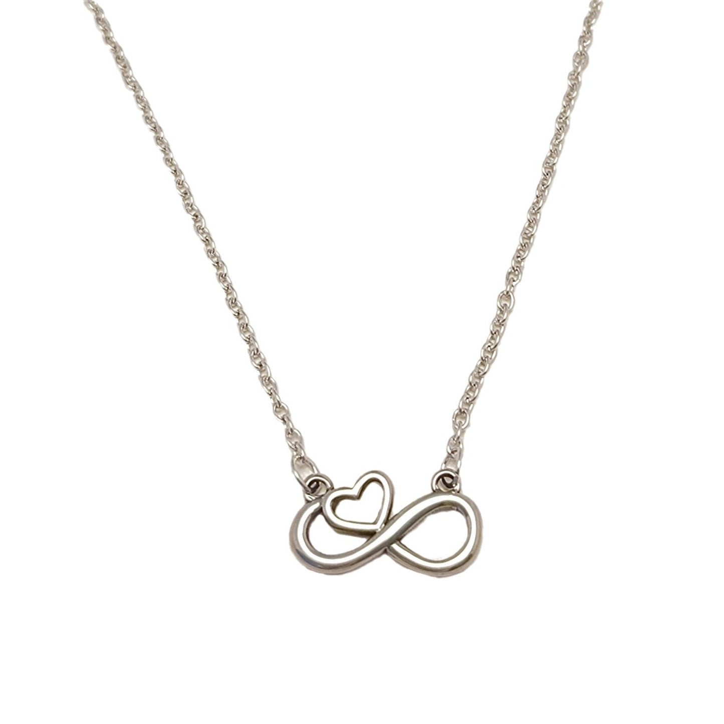 Classic Necklace with Timeless Appeal