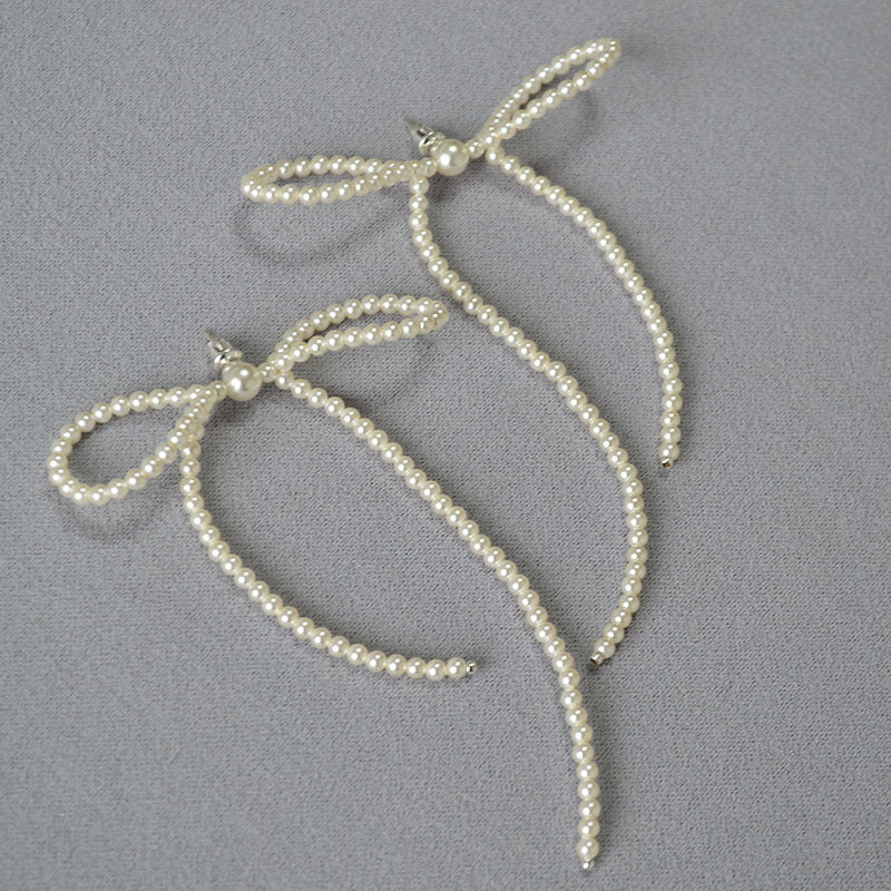 Stunning Pearl Earring for Daily Wear