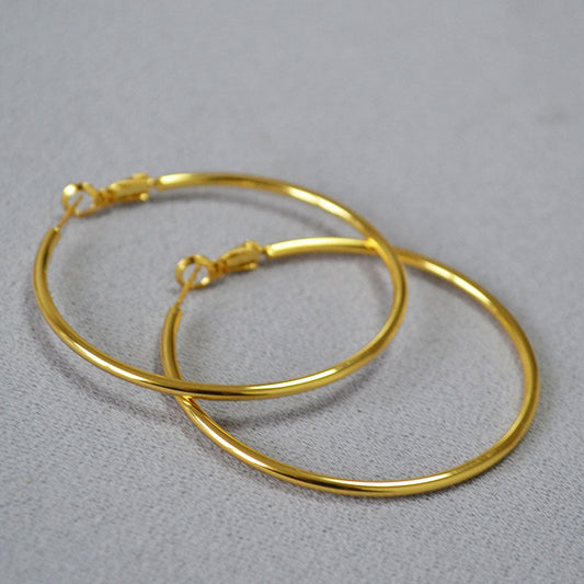 Romantic Silver Earring for Special Moments