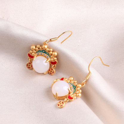Charming Gold Earring for Any Occasion