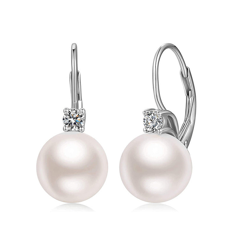 Beautiful Pearl Earring with Unique Style