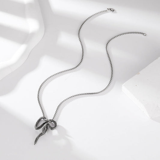 Stunning Necklace for Daily Wear