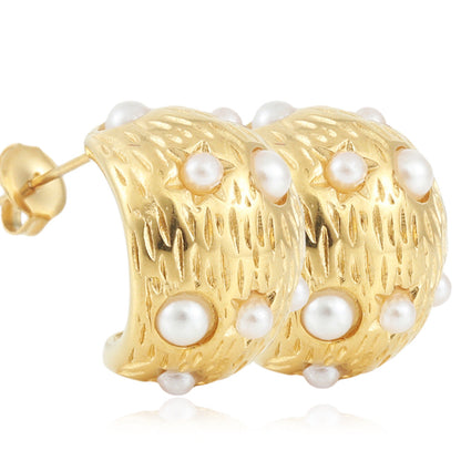 Elegant Gold Earring for Every Occasion