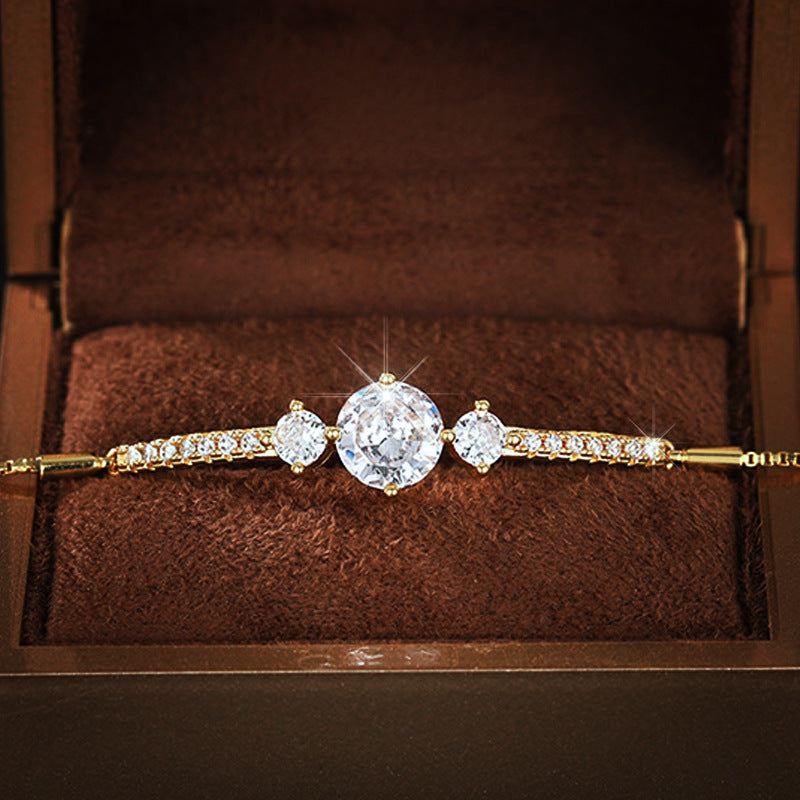 Charming Bracelet for Any Occasion