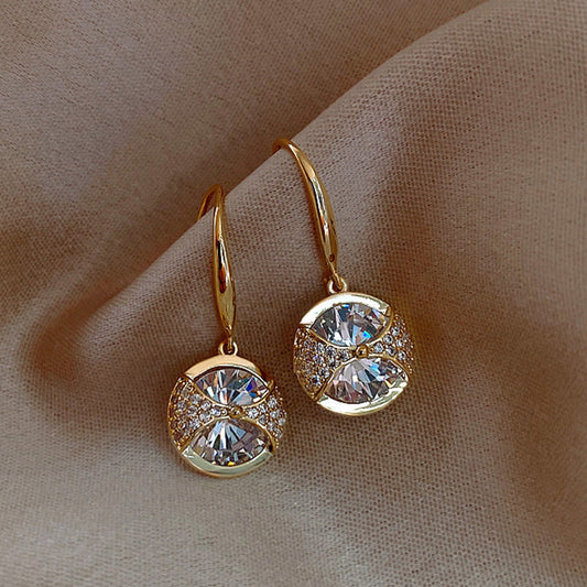 Romantic Earring for Special Moments
