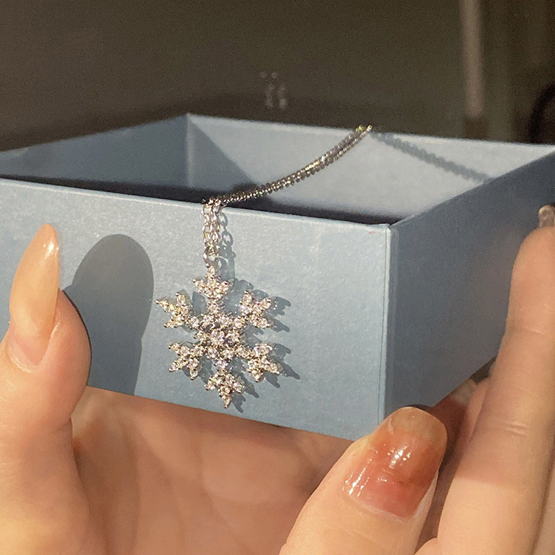 Charming Piece for Any Occasion