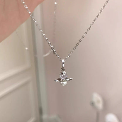 Charming Piece for Any Occasion
