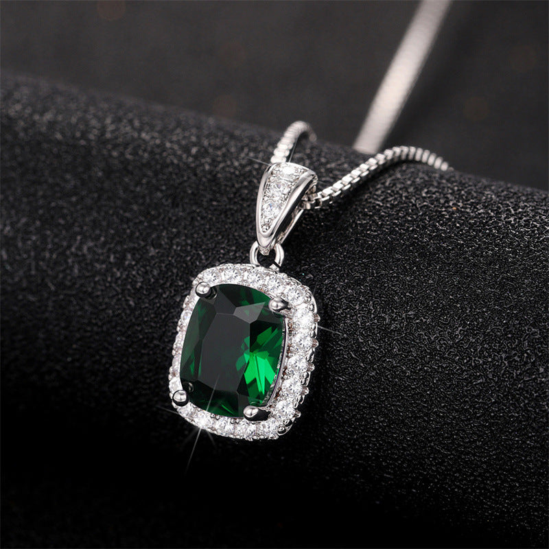 Stunning Necklace for Daily Wear