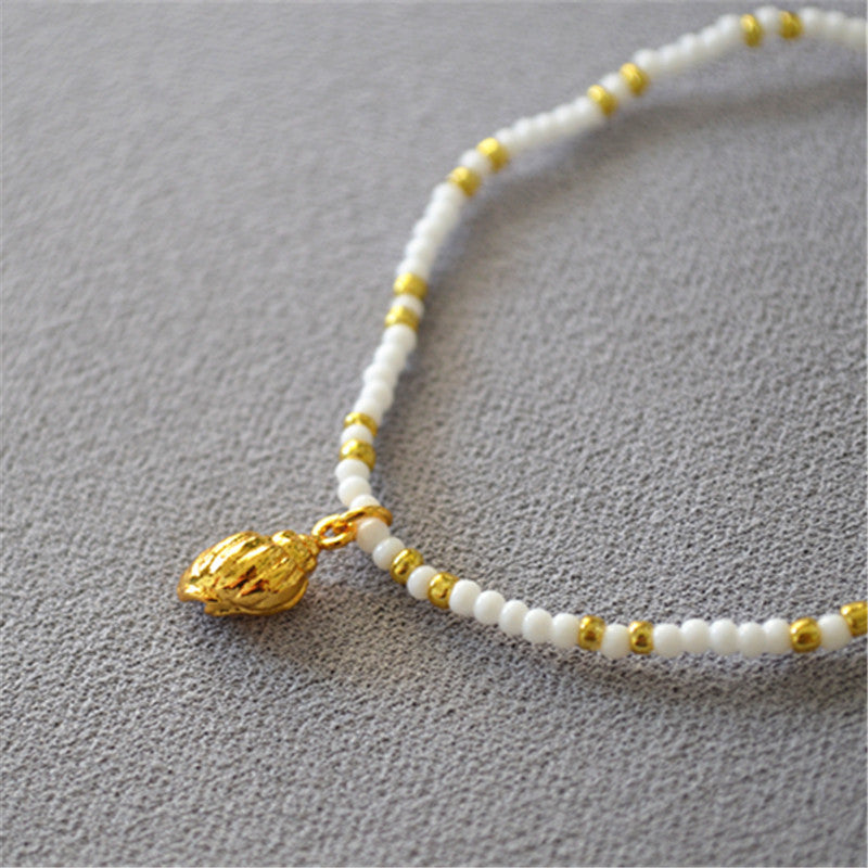 Classic Gold Bracelet with Timeless Appeal