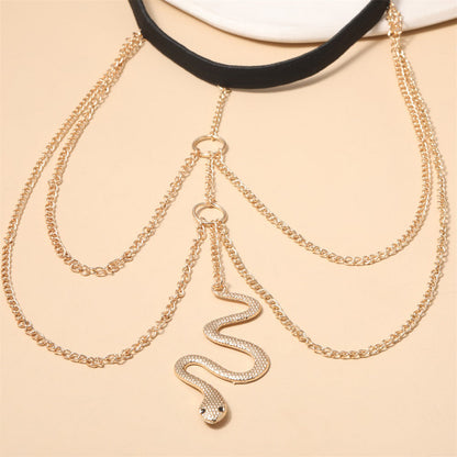 Beautiful Gold Pendant with Unique Style