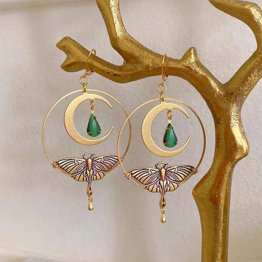 Classic Earring with Timeless Appeal