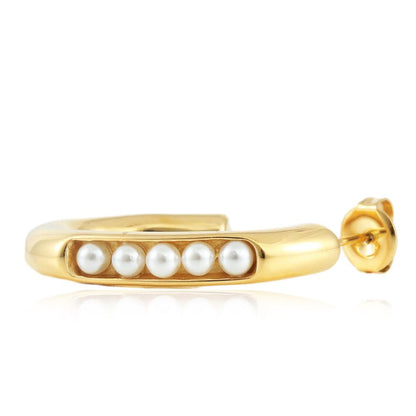 Romantic Gold Earring for Special Moments