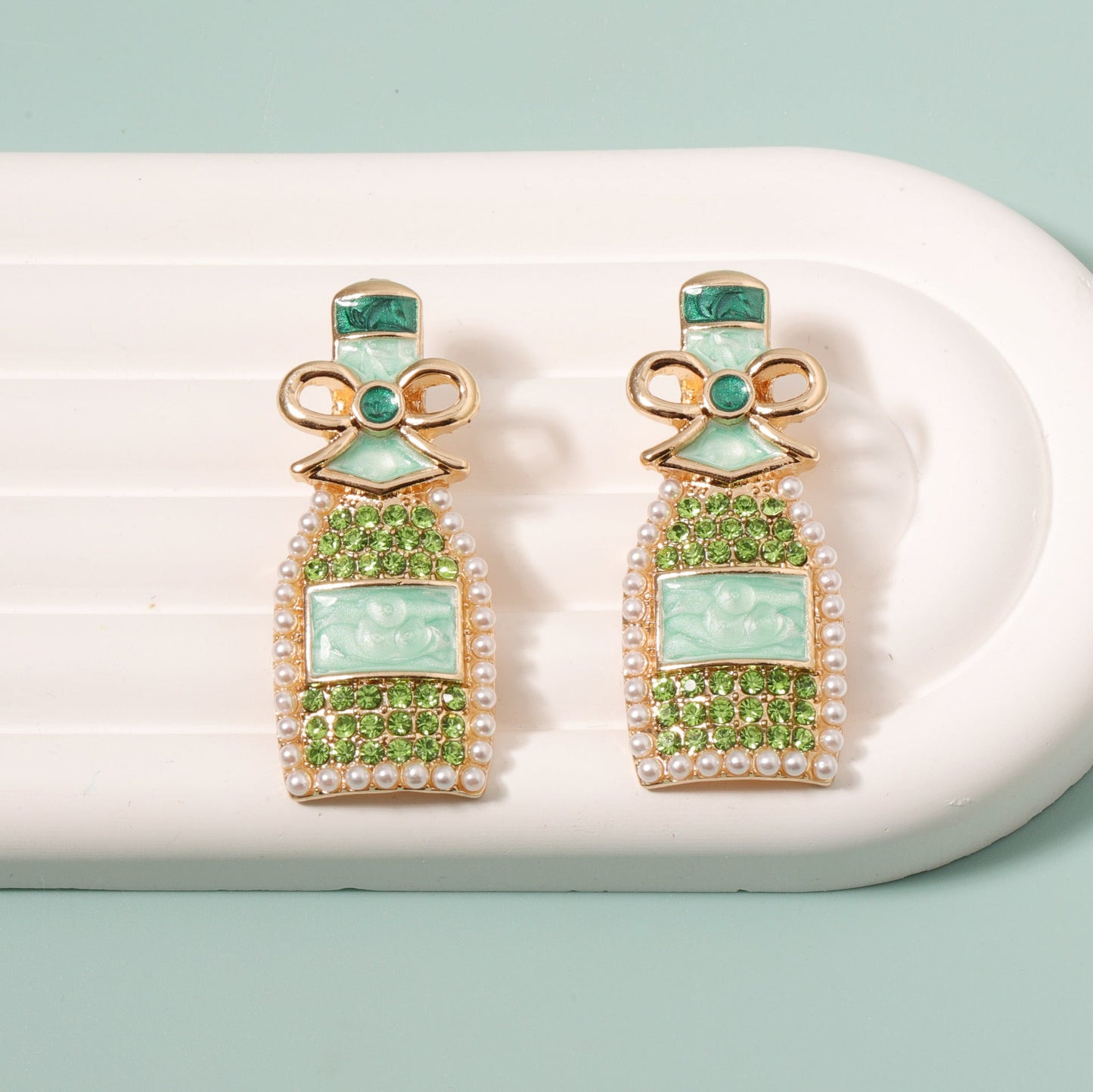 Stunning Pearl Earring for Daily Wear