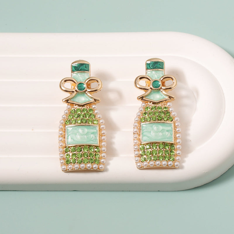Stunning Pearl Earring for Daily Wear