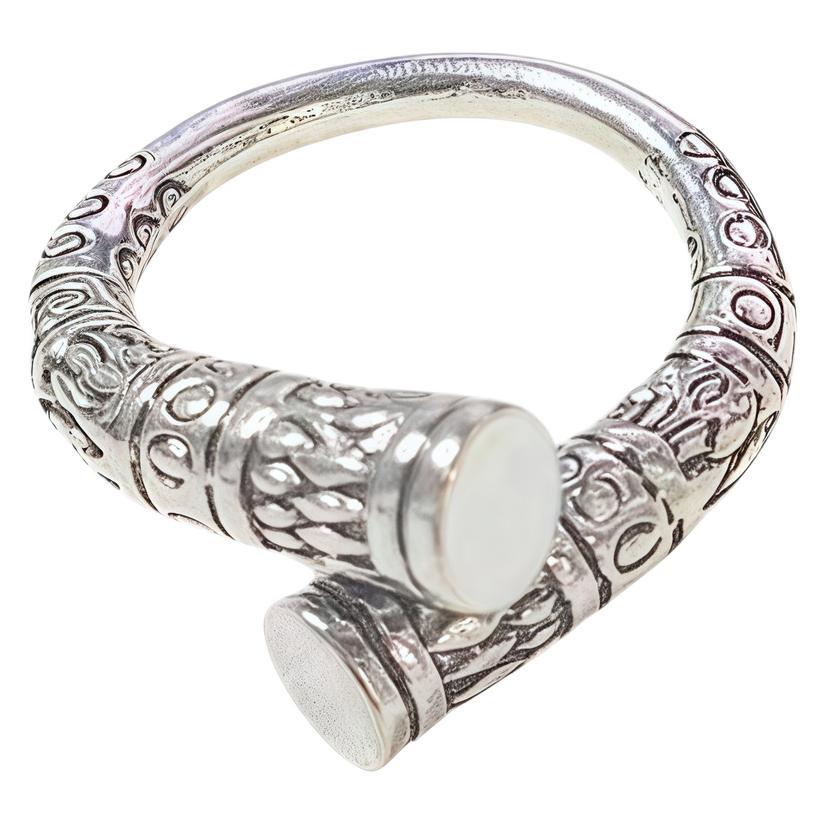 Charming Ring for Any Occasion