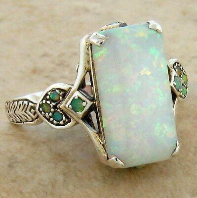Classic Silver Ring with Timeless Appeal