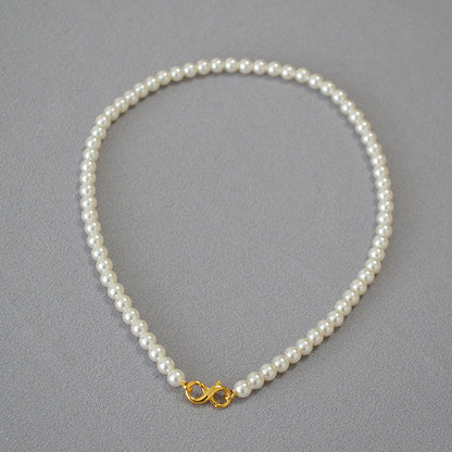 Classic Pearl Necklace with Timeless Appeal