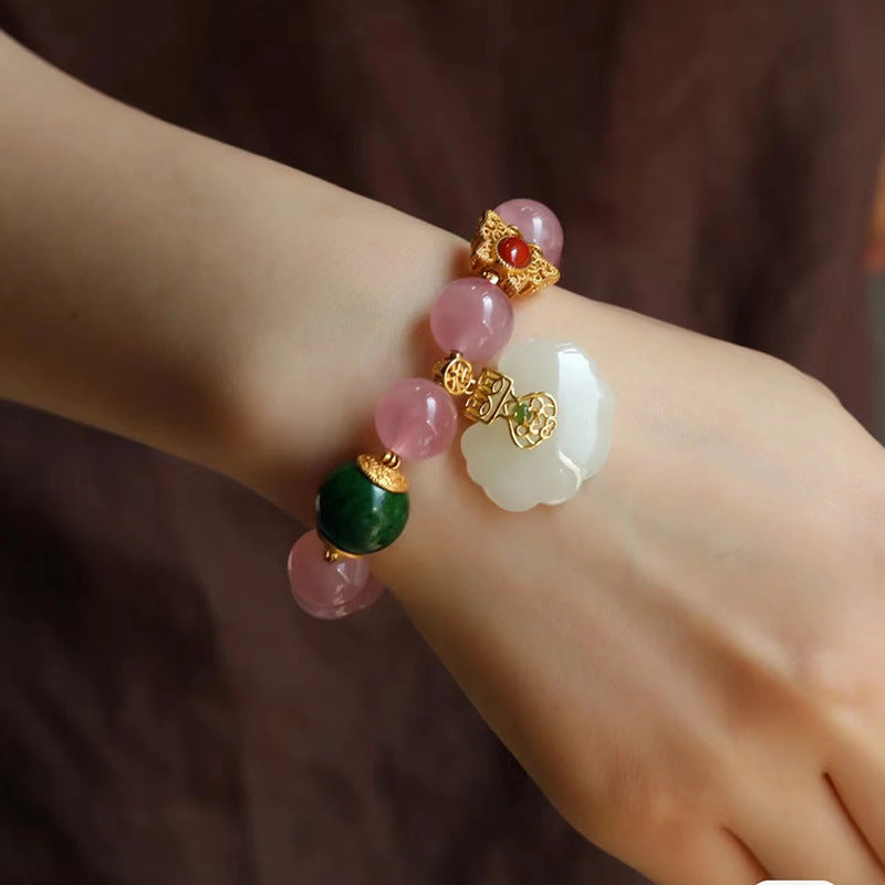 Charming Silver Bracelet for Any Occasion